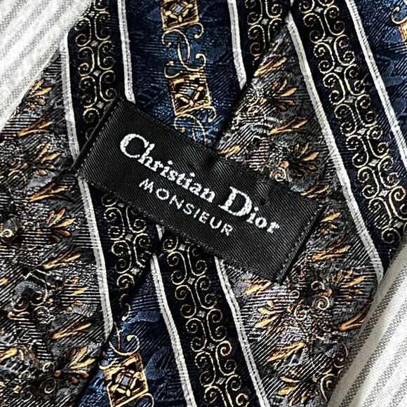 Christian Dior Vintage Royalty Neck Tie 100% Silk Blue - Picture 1 of 7